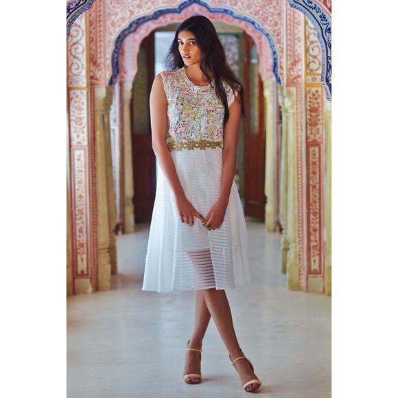 Anthropologie Leifsdottir Shadow Stripe Midi Skirt in Whte Size 6 - Picture 5 of 11